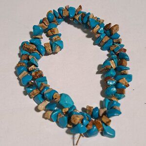 Elastic stretch bracelet turquoise and brown color